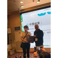 EMBA系友会苏建任会长颁奖