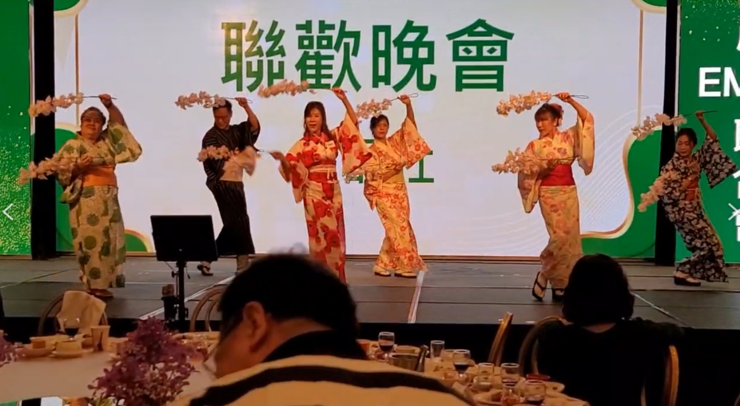 3-2-3_系所友会联合总会及EMBA校友会参加中华两岸EMBA联合会第7届授证典礼 3-2-3_系所友会联合总会及EMBA校友会参加中华两岸EMBA联合会第7届授证典礼