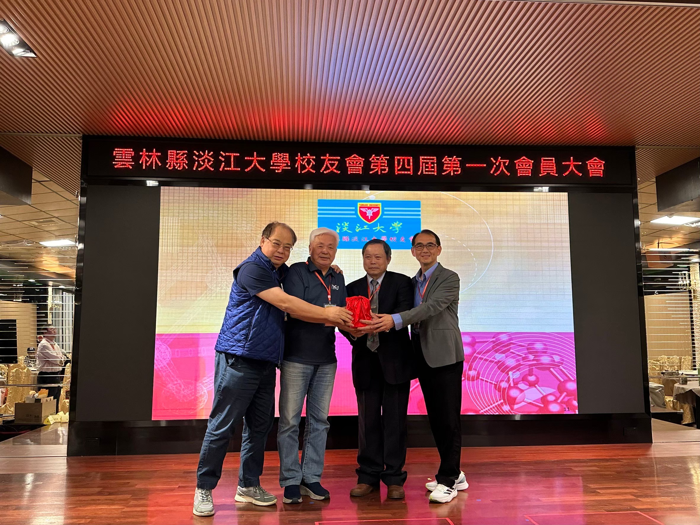 这是一张图片 这是一张图片
