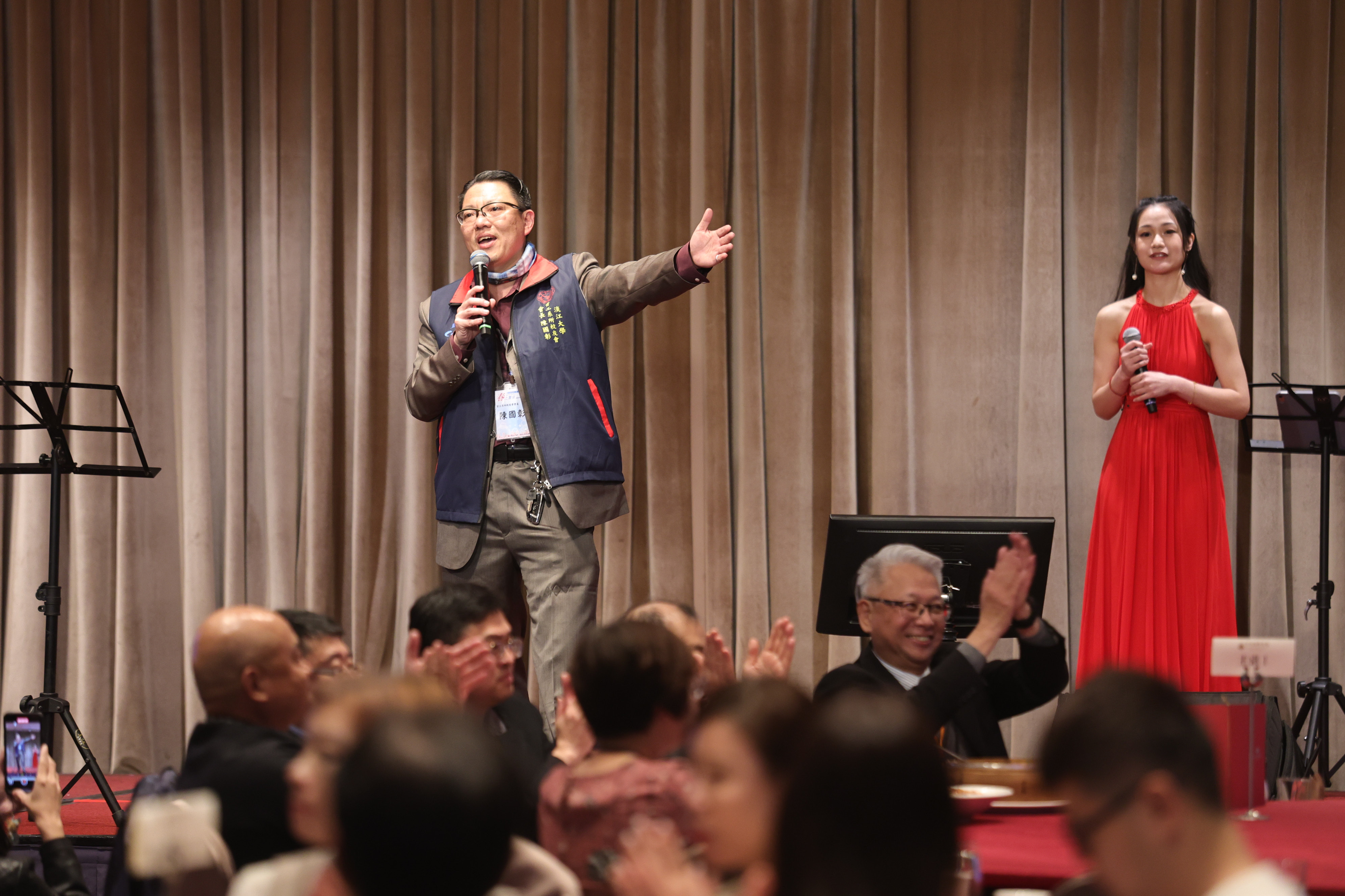 淡江资工系所校友会会长陈国彰开场致词