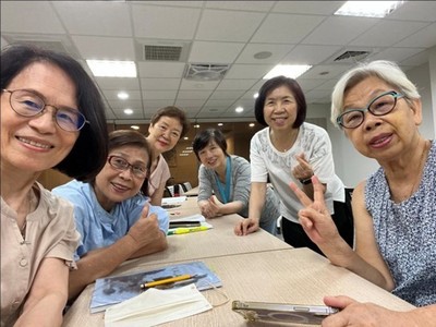 法文系友會讀書會